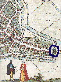 De Vughterpoort (omcirkeld) werd bij de inname van 1629 ernstig beschadigd, later volgde herbouw.