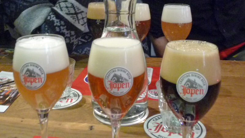 Glazen bier van Jopen