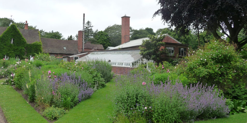 180617 Winterbourne Gardens (9) Middendeel moestuin